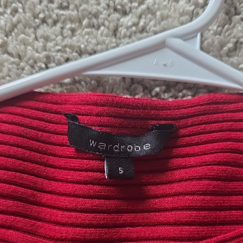 Chic Red Ribbed Women's Sweater - Picture 4 of 4